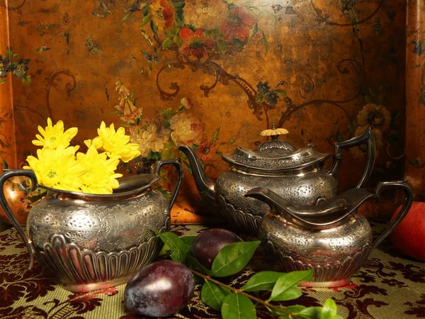 Servizio da t� in metallo argentato  - Asta Arredi e dipinti da un antico palazzo marchigiano - Associazione Nazionale - Case d'Asta italiane