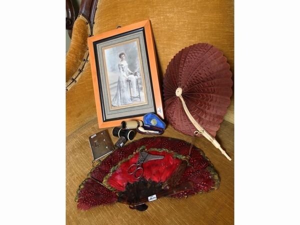 Lotto di galanterie d'epoca  - Asta Arredi e dipinti da un antico palazzo marchigiano - Associazione Nazionale - Case d'Asta italiane