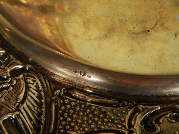 Vassoio centrotavola in argento  - Asta Arredi e dipinti da un antico palazzo marchigiano - Associazione Nazionale - Case d'Asta italiane