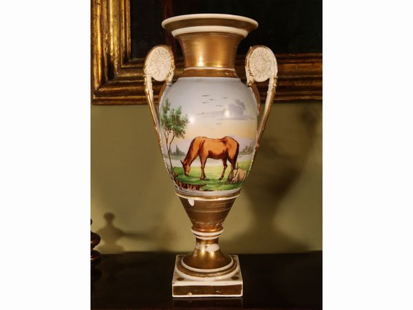 Lotto di curiosit� in porcellana  - Asta Arredi e dipinti da un antico palazzo marchigiano - Associazione Nazionale - Case d'Asta italiane