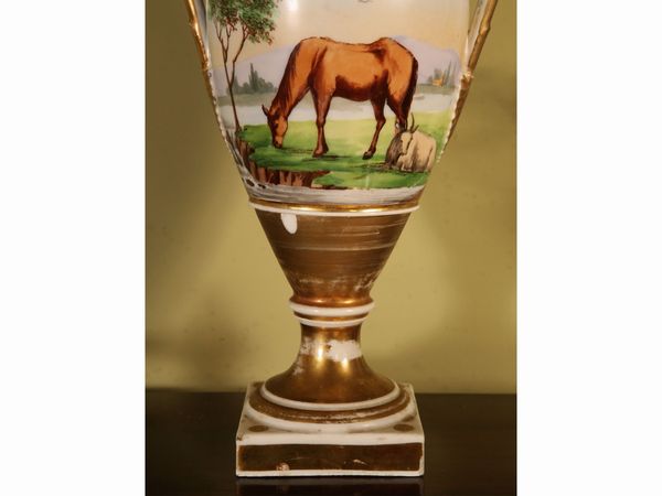 Lotto di curiosit� in porcellana  - Asta Arredi e dipinti da un antico palazzo marchigiano - Associazione Nazionale - Case d'Asta italiane