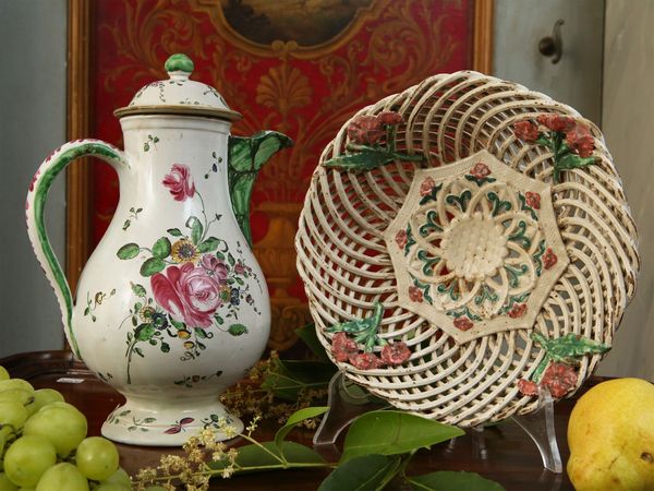 Caffettiera in terracotta invetriata  - Asta Arredi e dipinti da un antico palazzo marchigiano - Associazione Nazionale - Case d'Asta italiane