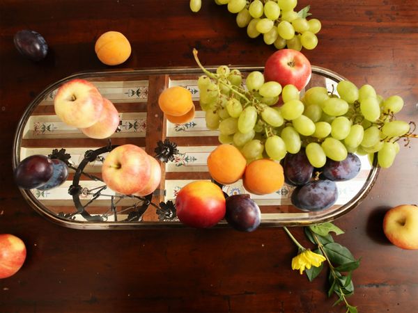 Vassoio centrotavola in argento  - Asta Arredi e dipinti da un antico palazzo marchigiano - Associazione Nazionale - Case d'Asta italiane