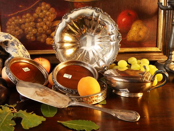 Lotto di accessori per la tavola in argento  - Asta Arredi e dipinti da un antico palazzo marchigiano - Associazione Nazionale - Case d'Asta italiane