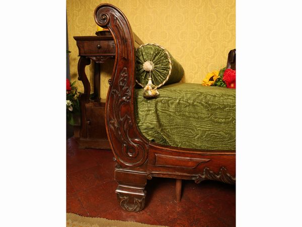 Letto singolo a barca in mogano  - Asta Arredi e dipinti da un antico palazzo marchigiano - Associazione Nazionale - Case d'Asta italiane