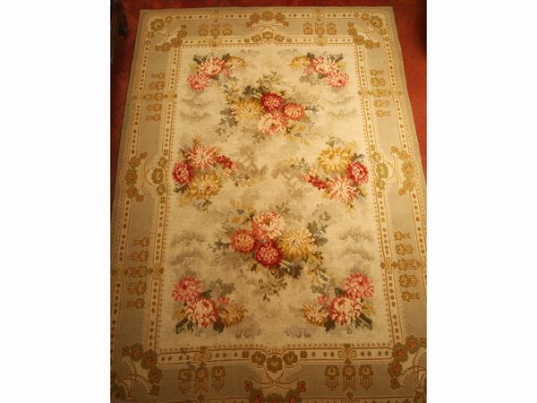 Grande tappeto meccanico di vecchia manifattura  - Asta Arredi e dipinti da un antico palazzo marchigiano - Associazione Nazionale - Case d'Asta italiane