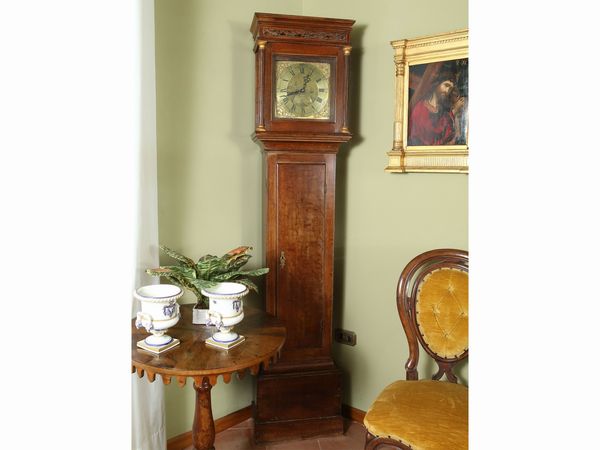 Orologio a torre in rovere e mogano  - Asta Arredi e dipinti da un antico palazzo marchigiano - Associazione Nazionale - Case d'Asta italiane