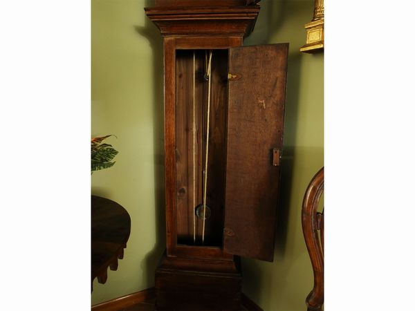 Orologio a torre in rovere e mogano  - Asta Arredi e dipinti da un antico palazzo marchigiano - Associazione Nazionale - Case d'Asta italiane