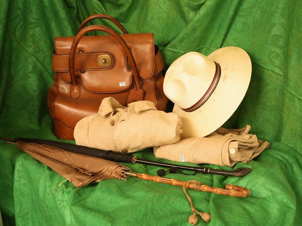 Lotto di curiosit� vintage  - Asta Arredi e dipinti da un antico palazzo marchigiano - Associazione Nazionale - Case d'Asta italiane