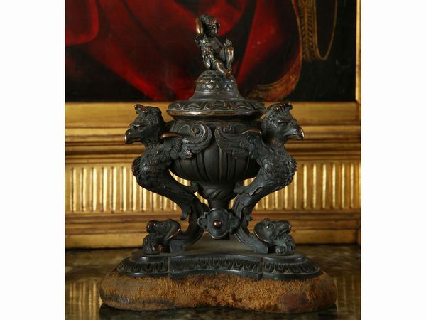 Calamaio in bronzo  - Asta Arredi e dipinti da un antico palazzo marchigiano - Associazione Nazionale - Case d'Asta italiane