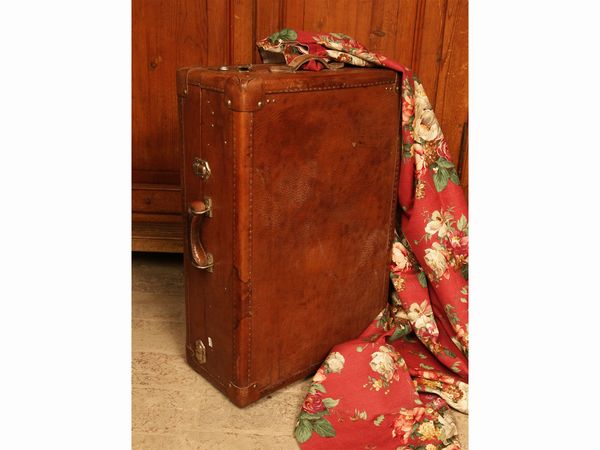 Baule da viaggio in cuoio  - Asta Arredi e dipinti da un antico palazzo marchigiano - Associazione Nazionale - Case d'Asta italiane