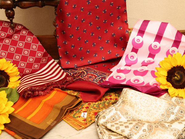 Lotto di accessori vintage  - Asta Arredi e dipinti da un antico palazzo marchigiano - Associazione Nazionale - Case d'Asta italiane