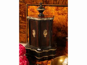 Lotto di curiosit� per fumatori  - Asta Arredi e dipinti da un antico palazzo marchigiano - Associazione Nazionale - Case d'Asta italiane