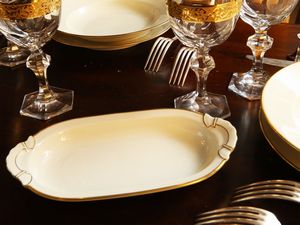 Servizio di piatti in porcellana Bavaria  - Asta Arredi e dipinti da un antico palazzo marchigiano - Associazione Nazionale - Case d'Asta italiane