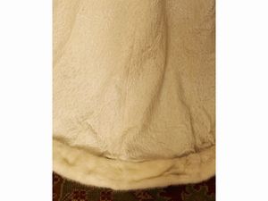 Abito da sposa sartoriale  - Asta Arredi e dipinti da un antico palazzo marchigiano - Associazione Nazionale - Case d'Asta italiane