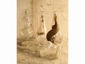 Miscellanea di curiosit� in vetro  - Asta Arredi e dipinti da un antico palazzo marchigiano - Associazione Nazionale - Case d'Asta italiane