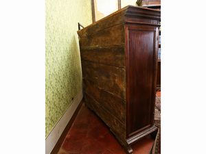 Stipo in noce  - Asta Arredi e dipinti da un antico palazzo marchigiano - Associazione Nazionale - Case d'Asta italiane