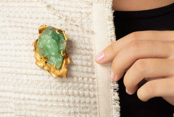 Spilla con berillo inciso  - Asta Gioielli - Associazione Nazionale - Case d'Asta italiane