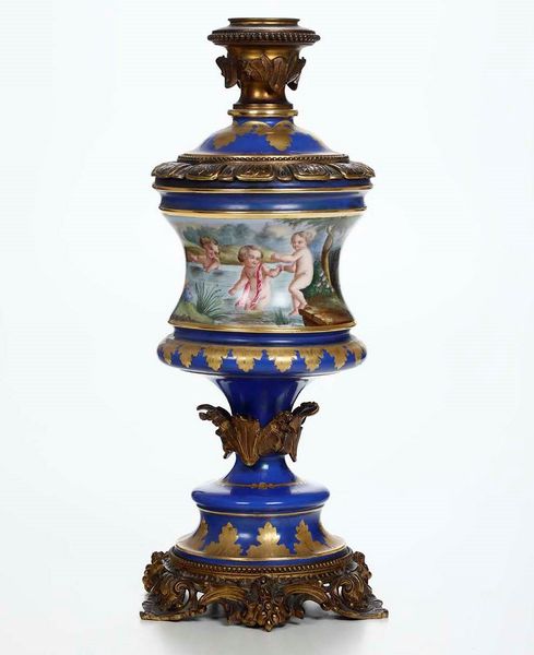 Vaso<BR>Francia, XIX secolo  - Asta Maioliche, Porcellane e Vetri - Associazione Nazionale - Case d'Asta italiane