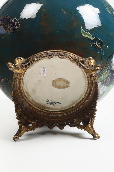 Cachepot<BR>Probabilmente Francia, inizio del XX secolo  - Asta Maioliche, Porcellane e Vetri - Associazione Nazionale - Case d'Asta italiane