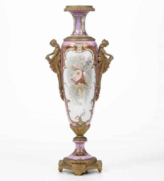 Vaso<BR>Francia, XIX secolo  - Asta Maioliche, Porcellane e Vetri - Associazione Nazionale - Case d'Asta italiane