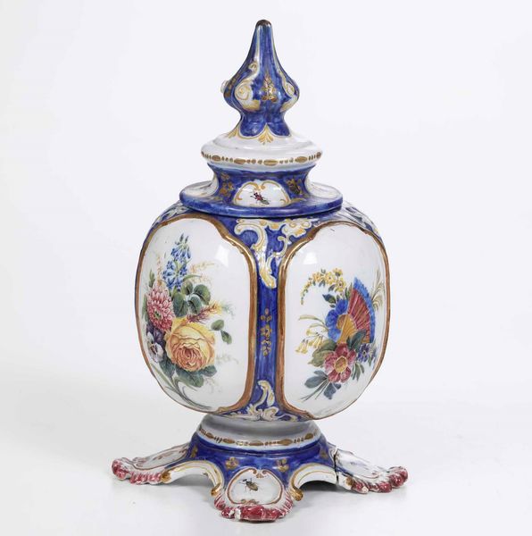 Vaso con coperchio<BR>Nove, Manifattura Viero, fine del XIX secolo  - Asta Maioliche, Porcellane e Vetri - Associazione Nazionale - Case d'Asta italiane