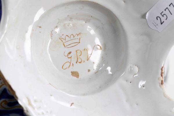 Vaso con coperchio<BR>Nove, Manifattura Viero, fine del XIX secolo  - Asta Maioliche, Porcellane e Vetri - Associazione Nazionale - Case d'Asta italiane