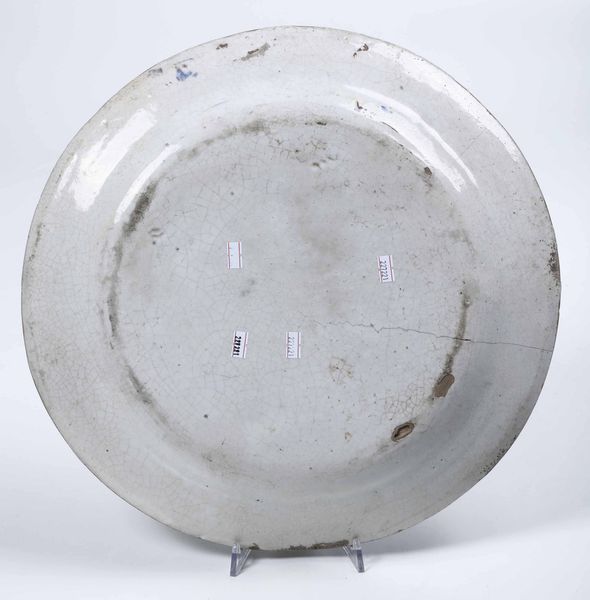 Grande piatto<BR>Vietri sul Mare (Salerno), fine del XIX - inizio del XX secolo  - Asta Maioliche, Porcellane e Vetri - Associazione Nazionale - Case d'Asta italiane