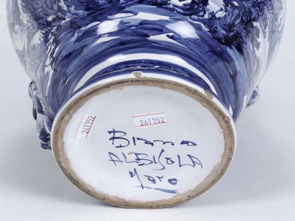 Vaso biansato<BR>Albisola Mare, XX secolo  - Asta Maioliche, Porcellane e Vetri - Associazione Nazionale - Case d'Asta italiane