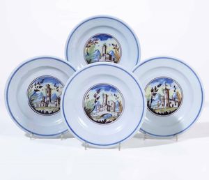 Quattro piatti<BR>Pavia, prima met del XVIII secolo  - Asta Maioliche, Porcellane e Vetri - Associazione Nazionale - Case d'Asta italiane