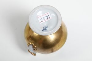 Coppia di vasetti con coperchio<BR>Germania, Manifattura di Potschappel, inizio del XX secolo  - Asta Maioliche, Porcellane e Vetri - Associazione Nazionale - Case d'Asta italiane