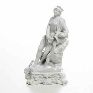Figurina raffigurante Dea dellAcqua<BR>Doccia, Manifattura Ginori (?), XX secolo  - Asta Maioliche, Porcellane e Vetri - Associazione Nazionale - Case d'Asta italiane
