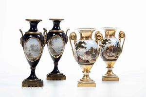 Due coppie di vasi<BR>Francia e Italia, XIX secolo  - Asta Maioliche, Porcellane e Vetri - Associazione Nazionale - Case d'Asta italiane