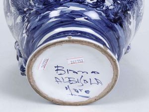 Vaso biansato<BR>Albisola Mare, XX secolo  - Asta Maioliche, Porcellane e Vetri - Associazione Nazionale - Case d'Asta italiane