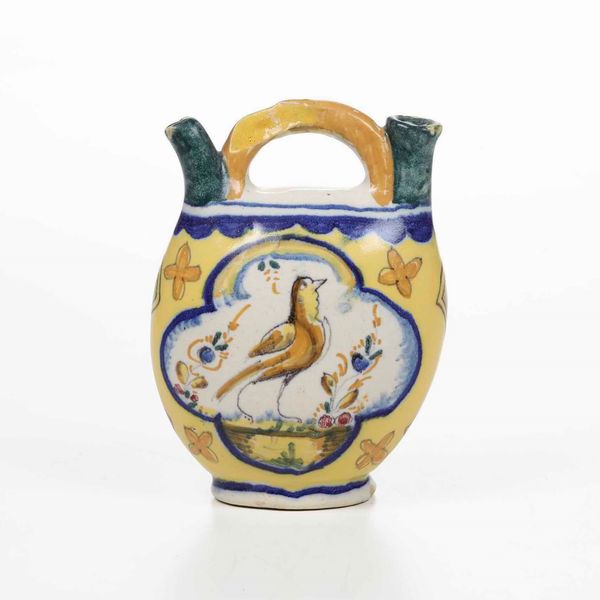 Fiaschetta<BR>Francia, probabilmente Manifattura di Roanne (dipartimento della Loira), XVIII-XIX secolo  - Asta Bacili da barbiere, bacinelle e fioriere in maiolica francese da collezione - Associazione Nazionale - Case d'Asta italiane