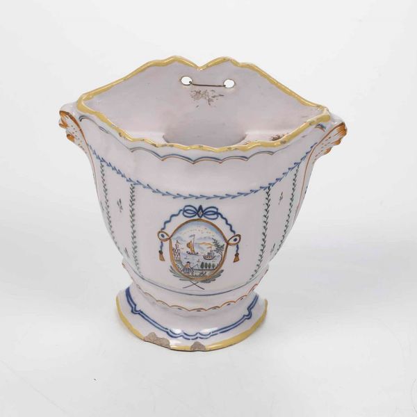Fioriera da parete<BR>Francia, Provenza, Manifattura di Allemagne, fine del XVIII secolo  - Asta Bacili da barbiere, bacinelle e fioriere in maiolica francese da collezione - Associazione Nazionale - Case d'Asta italiane
