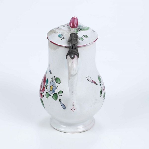 Lattiera con coperchio<BR>Francia dell'est, seconda met del XVIII secolo  - Asta Bacili da barbiere, bacinelle e fioriere in maiolica francese da collezione - Associazione Nazionale - Case d'Asta italiane