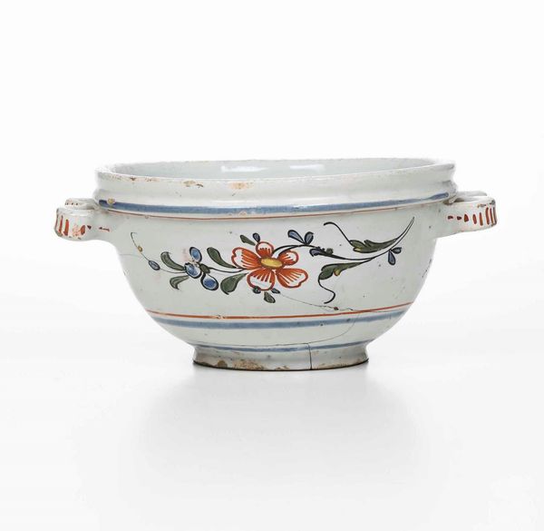 Legumiera<BR>Francia, Provenza, probabilmente Manifattura di Orange, XIX secolo  - Asta Bacili da barbiere, bacinelle e fioriere in maiolica francese da collezione - Associazione Nazionale - Case d'Asta italiane