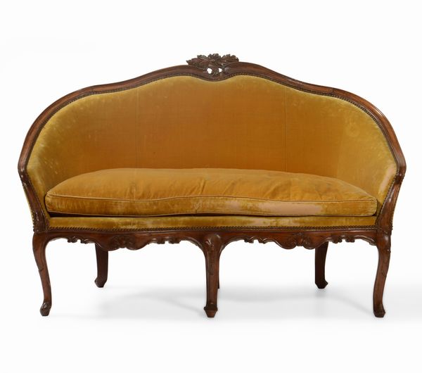 Divanetto Luigi XV in legno intagliato, Francia XVIII secolo  - Asta Antiquariato Settembre - Associazione Nazionale - Case d'Asta italiane