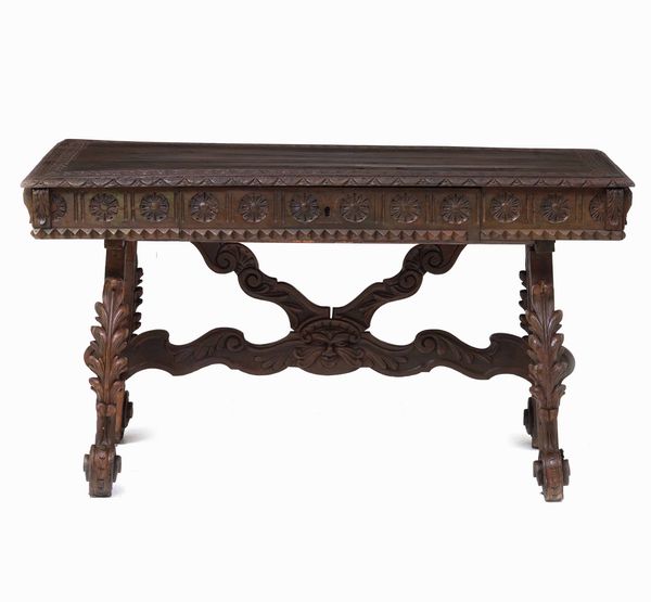 Tavolo in legno intagliato, fine XIX secolo  - Asta Antiquariato Settembre - Associazione Nazionale - Case d'Asta italiane