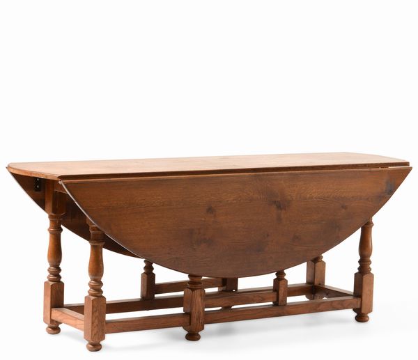 Tavolo a bandelle in rovere. XIX secolo  - Asta Antiquariato Settembre - Associazione Nazionale - Case d'Asta italiane