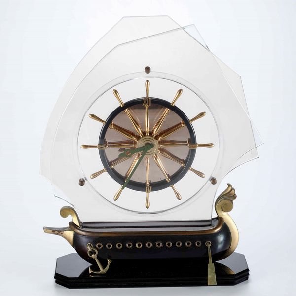 Orologio con quadrante a foggia di timone e base a forma di nave  - Asta Antiquariato Settembre - Associazione Nazionale - Case d'Asta italiane