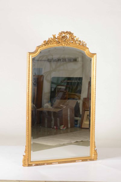 Consolle con specchiera in legno intagliato e dorato, XX secolo  - Asta Antiquariato Settembre - Associazione Nazionale - Case d'Asta italiane