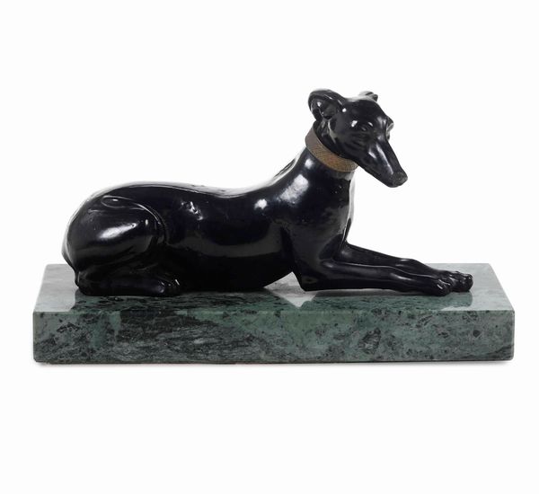 Levriero su base in marmo  - Asta Antiquariato Settembre - Associazione Nazionale - Case d'Asta italiane