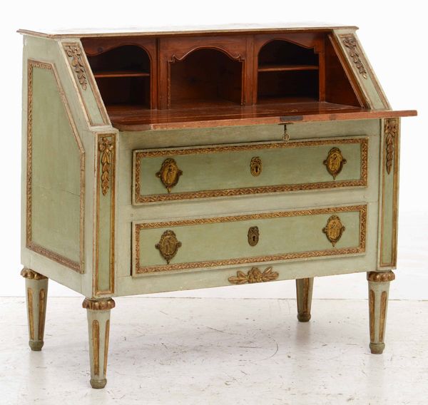 Cassettone a ribalta in legno laccato, Torino XVIII-XIX secolo  - Asta Antiquariato Settembre - Associazione Nazionale - Case d'Asta italiane