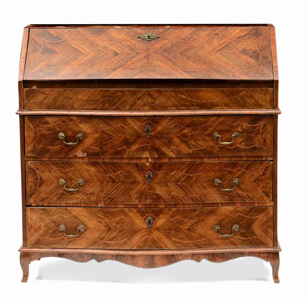 Ribalta a tre cassetti lastronata ed intarsiata, XIX secolo  - Asta Antiquariato Settembre - Associazione Nazionale - Case d'Asta italiane
