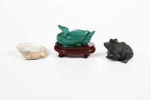 Due rane e una papera in malachite  - Asta Antiquariato Settembre - Associazione Nazionale - Case d'Asta italiane