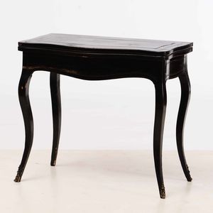 Tavolino in legno ebanizzato con piano a libro  - Asta Antiquariato Settembre - Associazione Nazionale - Case d'Asta italiane