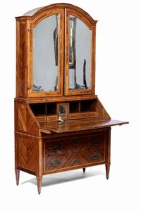 Trumeau Luigi XVI lastronato in noce e filettato in bois de rose, Genova fine XVIII secolo  - Asta Antiquariato Settembre - Associazione Nazionale - Case d'Asta italiane