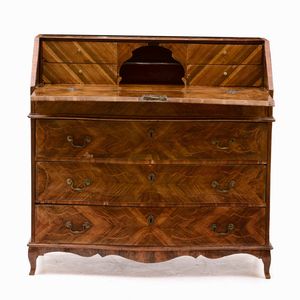 Ribalta a tre cassetti lastronata ed intarsiata, XIX secolo  - Asta Antiquariato Settembre - Associazione Nazionale - Case d'Asta italiane